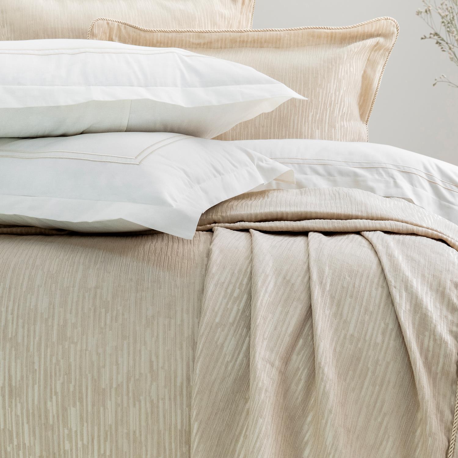 Schafer Home Pavia Chenille Set Mbulesash Jorgani 7 pjese-Bezhe - Image 3